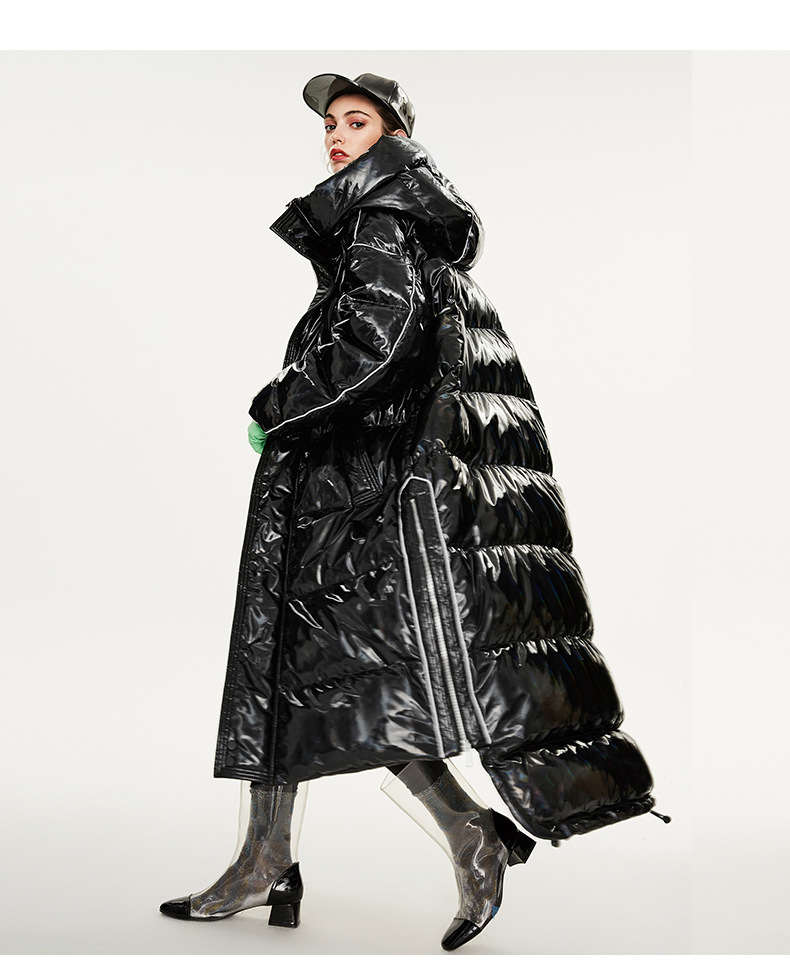 嘉泽华2019新款男女情侣镭射银色加长加厚宽松保暖迪丽热巴羽绒服