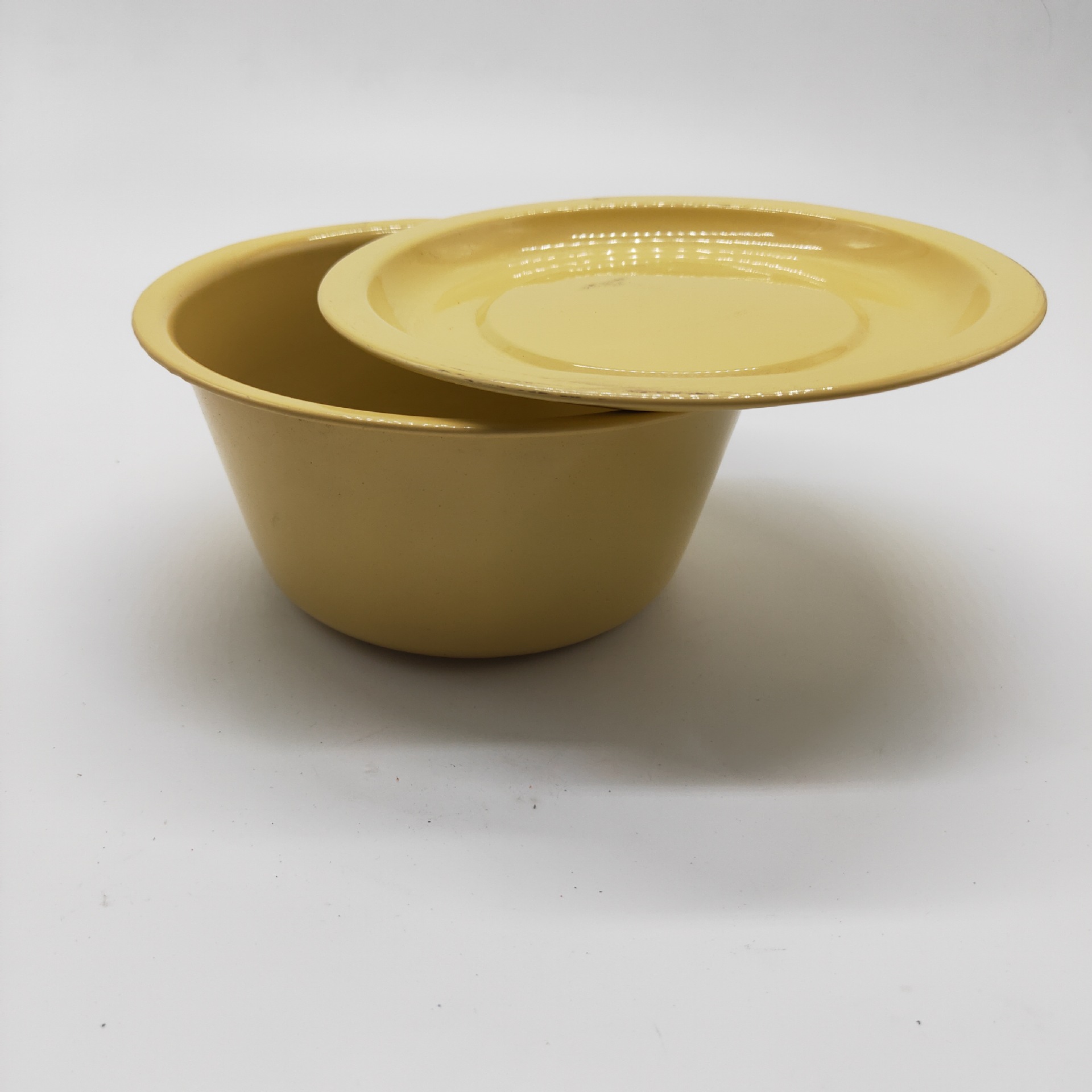 自产自销圆形汤盆瓷汤碗菜盆会销汤盆子带盖钢钵黄瓷盆2元店批发