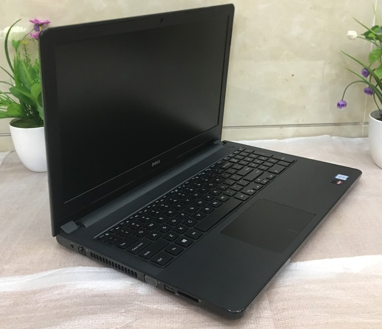 6寸led屏 ￥:1780元标准套餐:dell 3559 5559  :六代i5-00u 2.