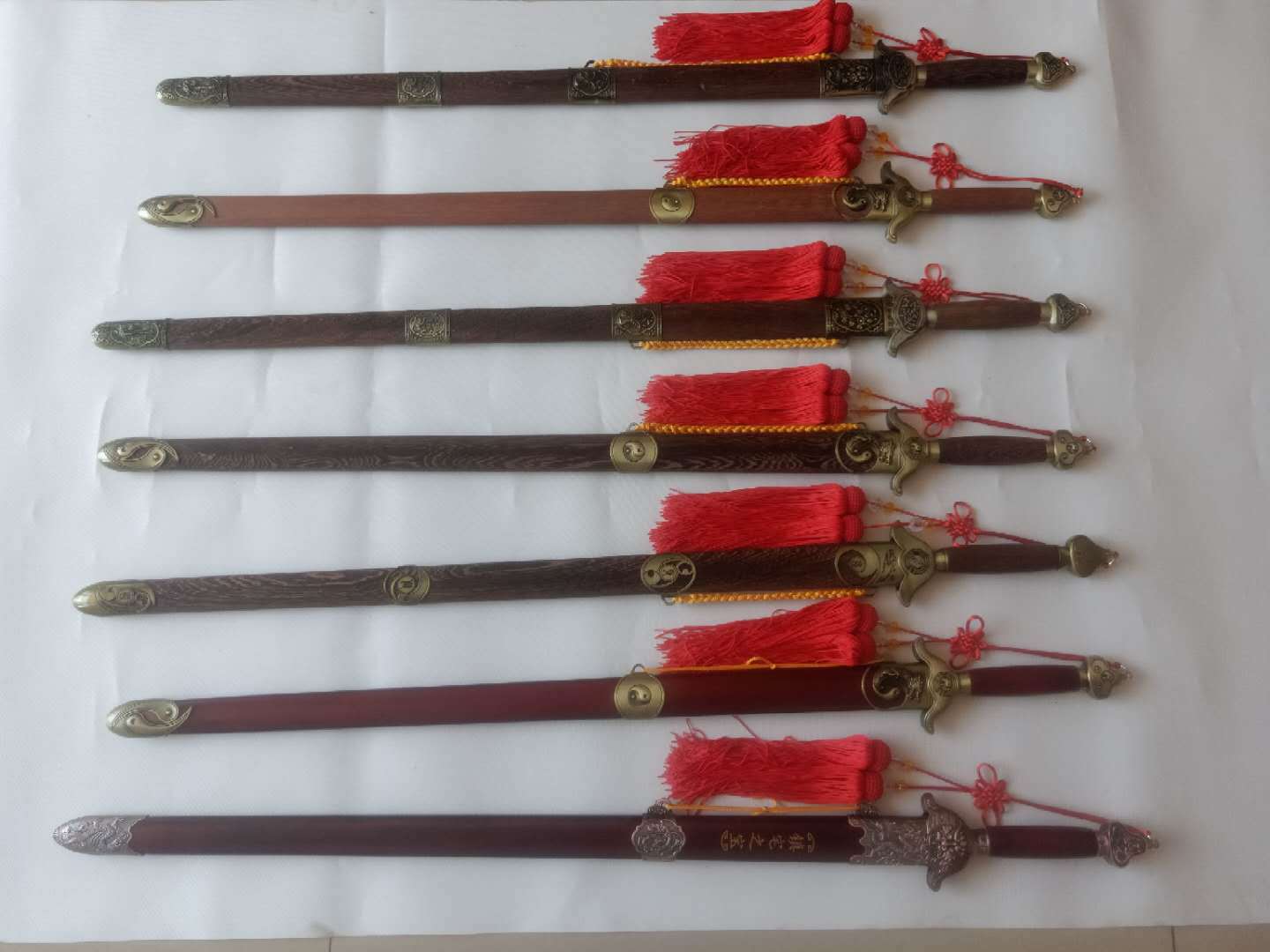 本品价格为 软剑加木质剑鞘加冰丝剑穗商品描述是否跨境出口专供货源