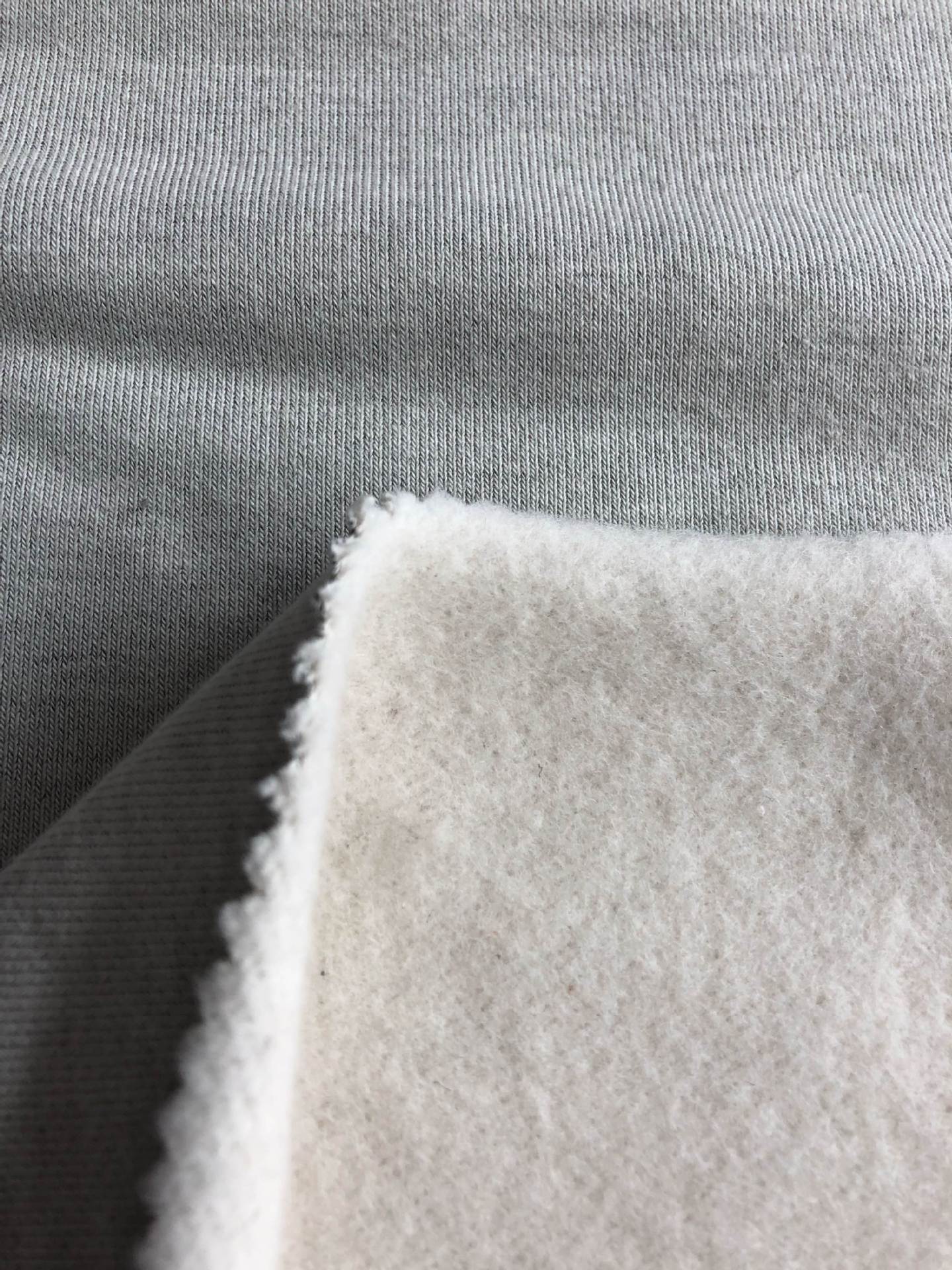 厂家批发氨纶卫衣绒面料 加绒卫衣布面料现货