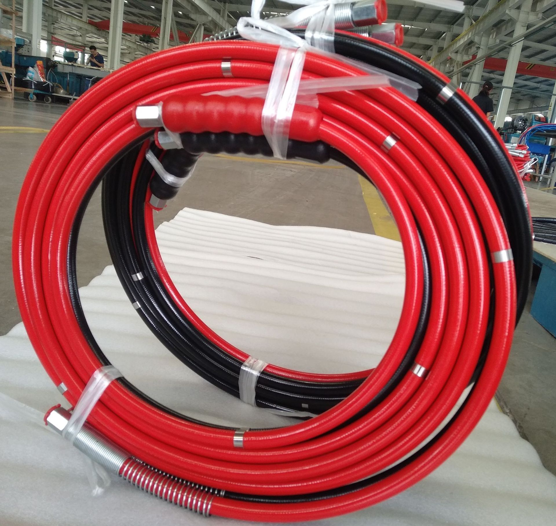 700公斤高压软管液压扳手超高压手动泵用高压油管树脂管