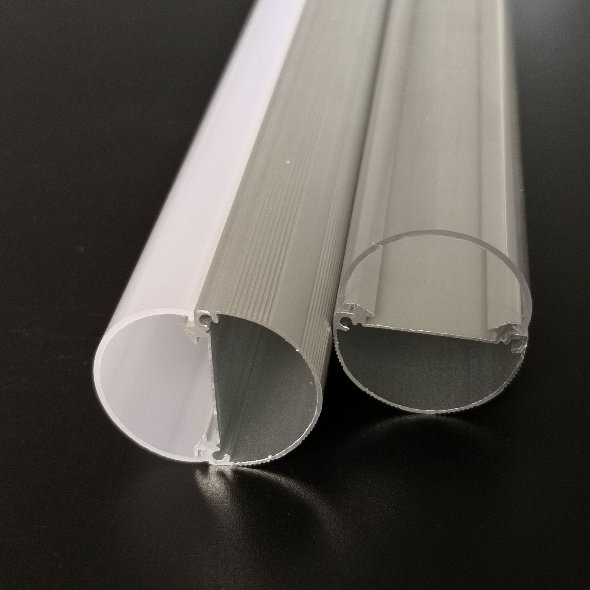 t8椭圆乳白pc灯罩pc塑料透明灯管外壳led日光灯平u型灯罩批发