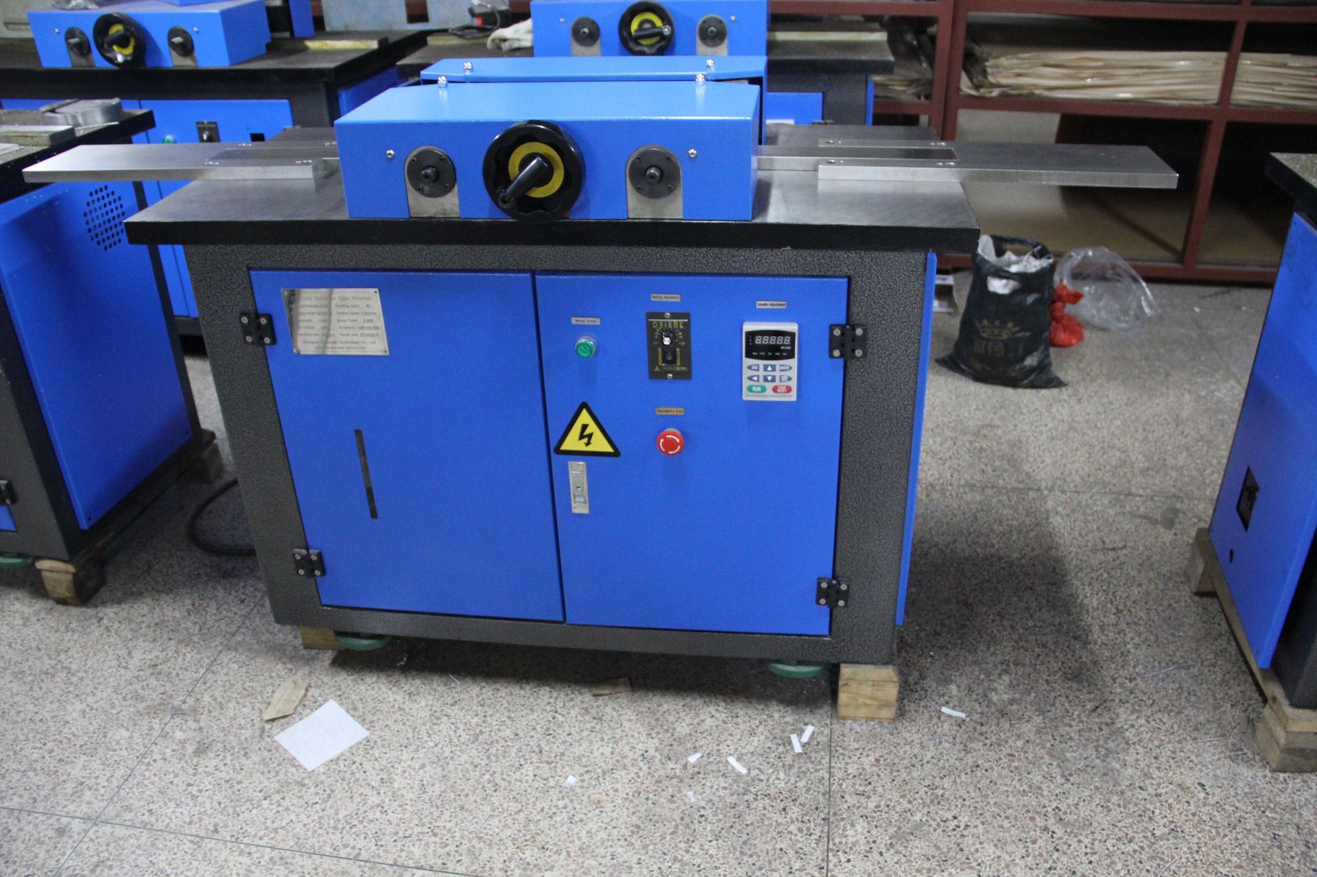 温州利蓝亚克力钻石抛光机220v导光板抛光机