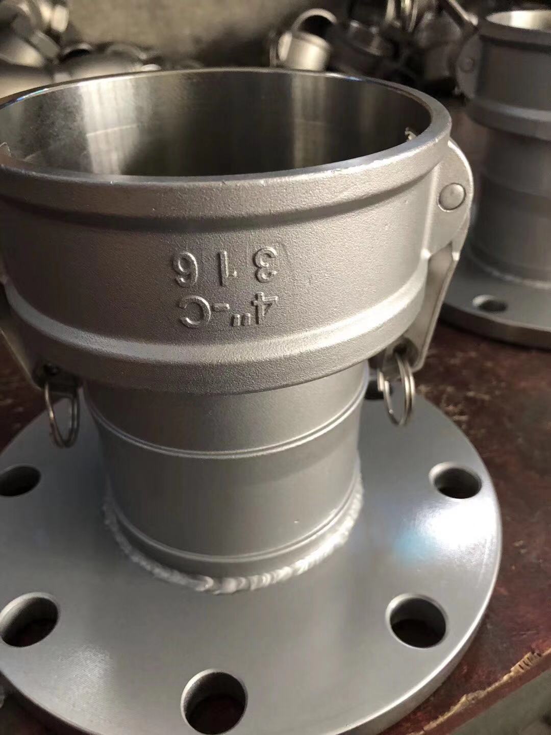 厂家直销不锈钢快速接头c型304/316母头阴端带法兰扳把式快速接头