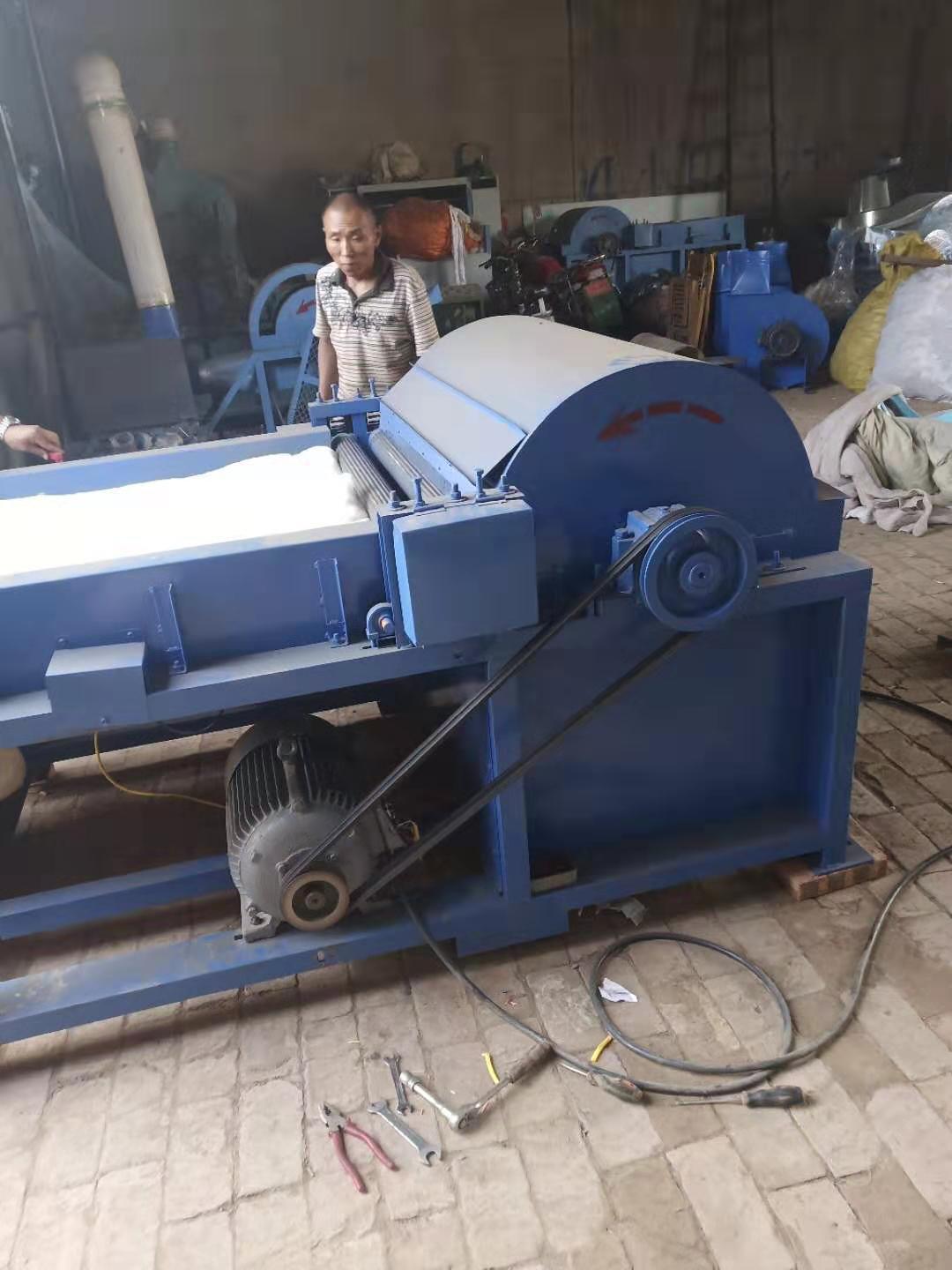 刺条开松机,钉板开松机,可开松羊毛,皮棉,古棉,棉花,旧被套,化纤