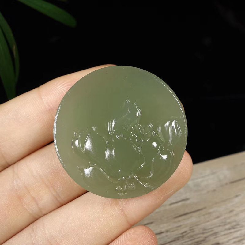 温润斋和田玉青海料湖水绿精雕莲花吊坠出水芙蓉男女款配饰送证书