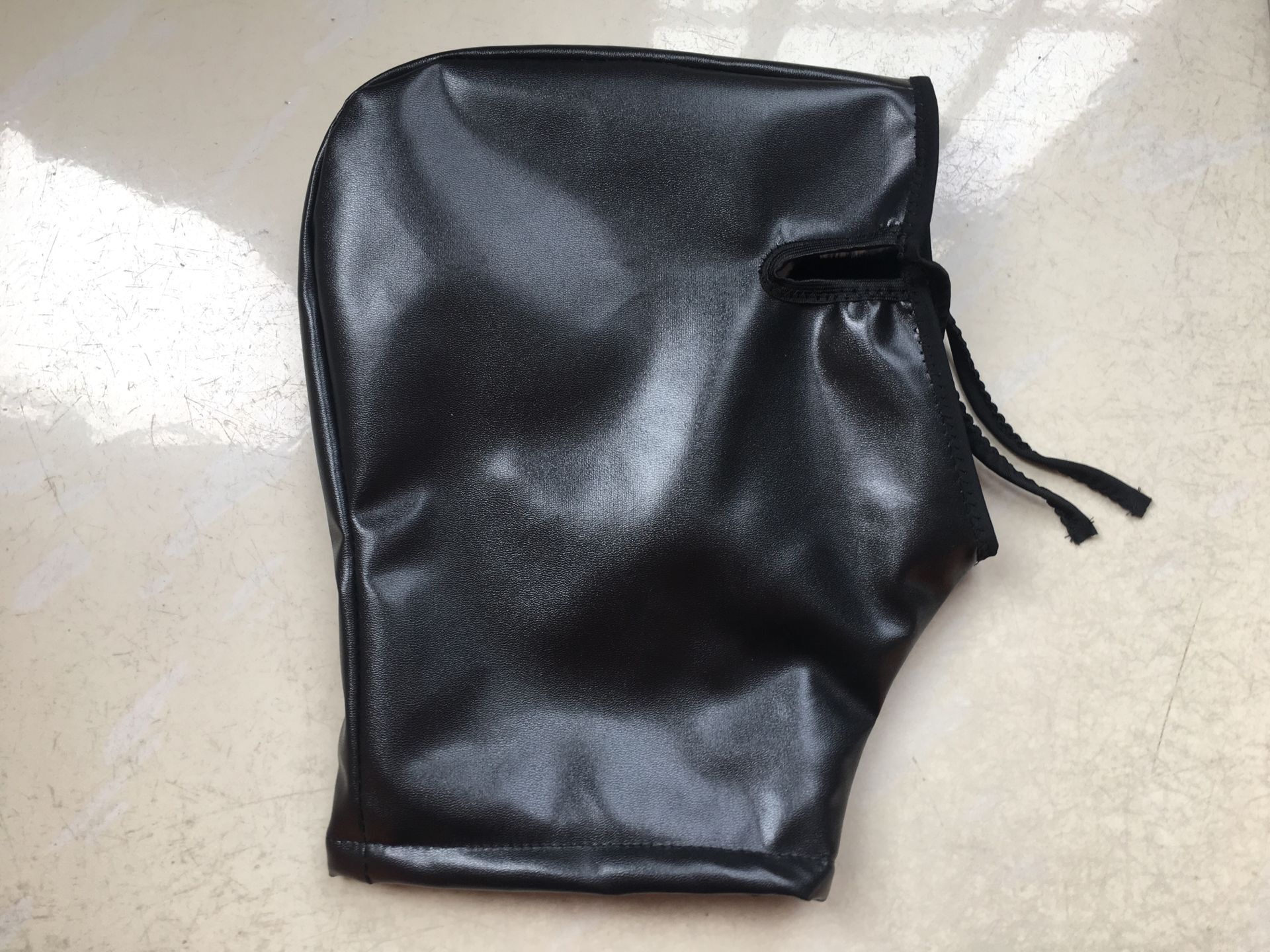 摩托车把套冬天防寒加厚保暖电瓶车电动车手把套皮革防风防水批发