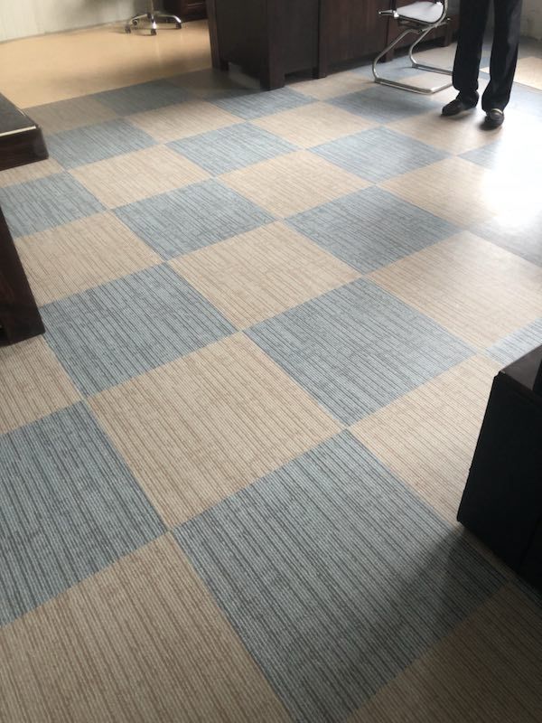 广州批发供应地毯纹pvc地板 办公家居专用系列
