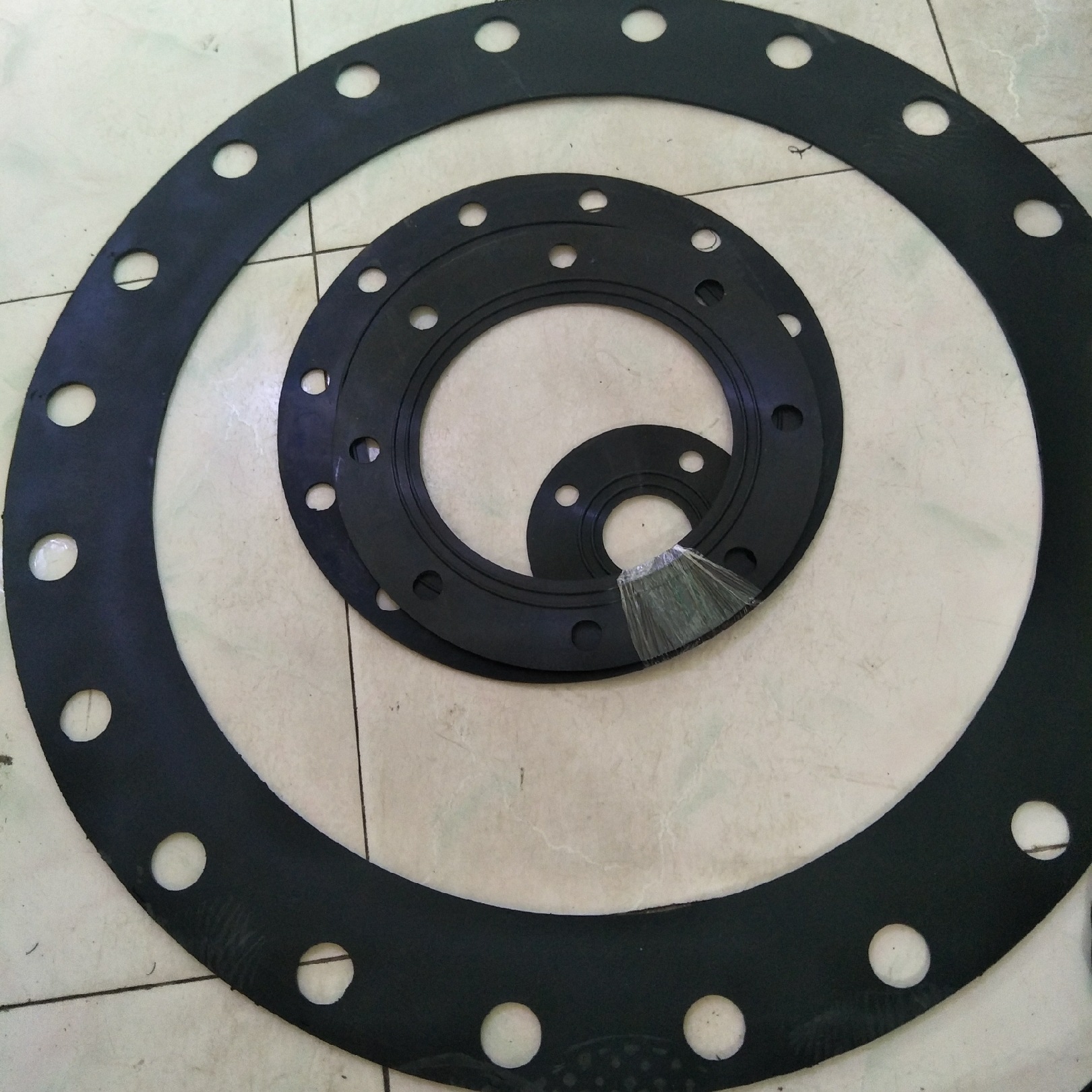 厂家直供nbr橡胶垫 耐油丁腈橡胶密封垫圈 黑色耐油丁腈橡胶垫片