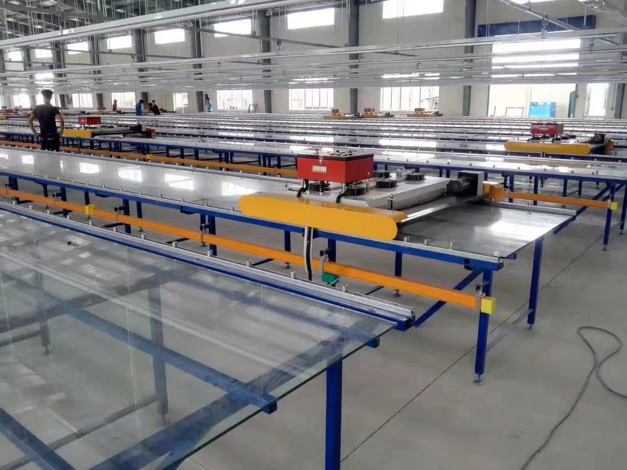 供应1200服装服饰丝网印刷钢化玻璃印花台板手工刮印印花玻璃台板