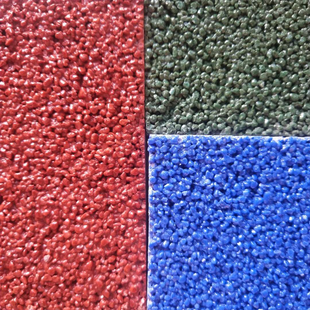 厂家销售 防滑地坪用陶瓷颗粒 高速减速带用彩色陶瓷颗粒