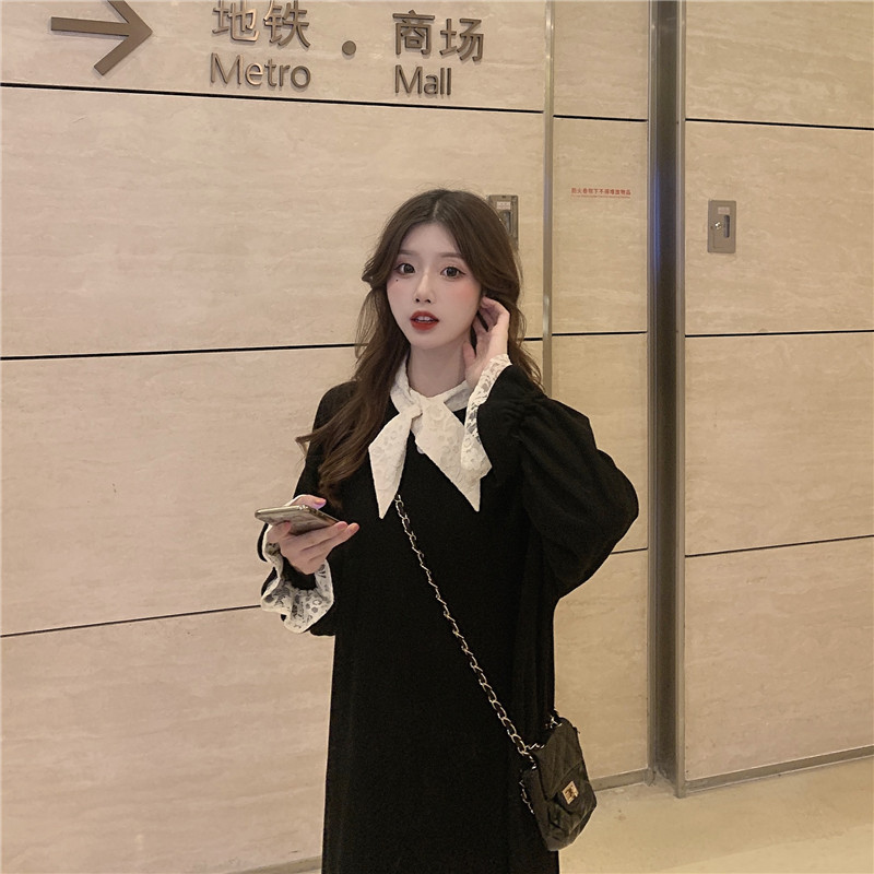 前衣长:111  胸围108  摆围126  肩宽54  袖长53.