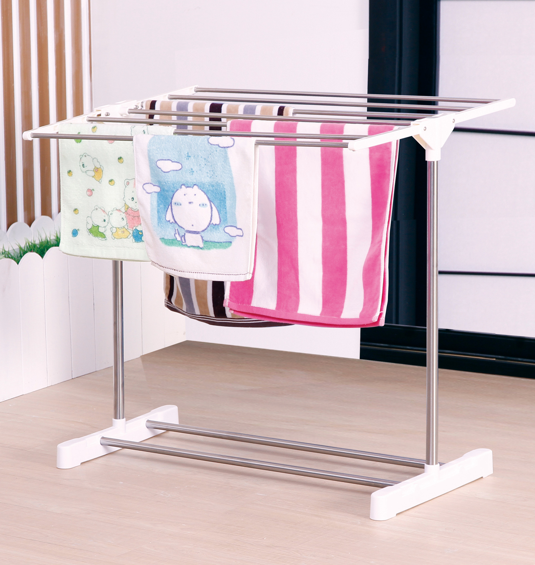 毛巾架 落地浴室浴巾架小型挂毛巾架子飘窗晾晒支持批发