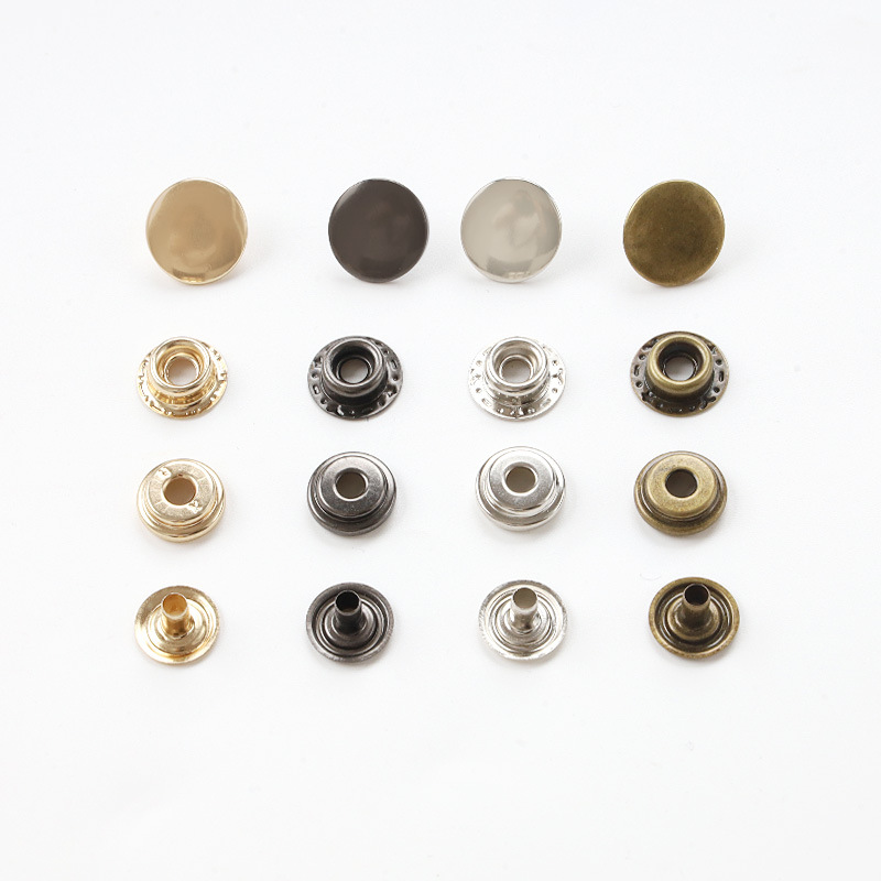 厂家供应 金属四合扣 羽绒按扣 外套皮具纺织辅料纽扣 防锈四合扣