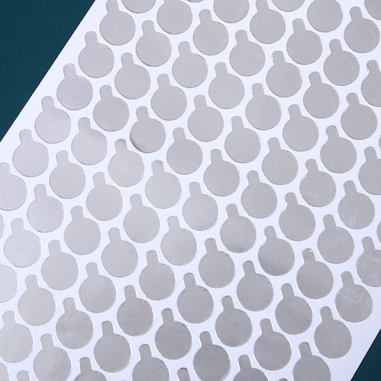 厂家定做食品级化妆品软管封口贴铝箔封口膜牙膏乳液洗面奶铝箔贴