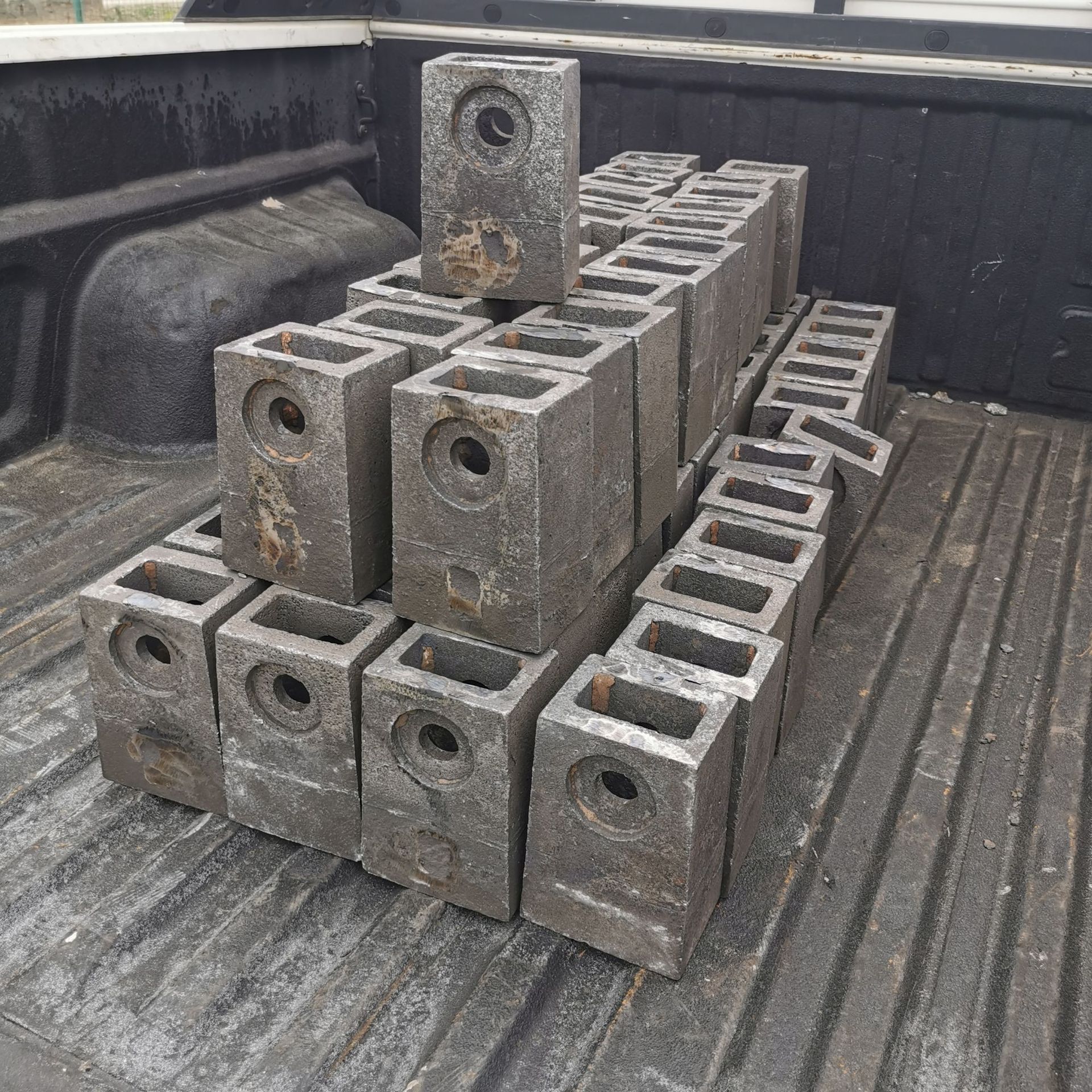 供应多种破碎机制砂机锤头 高锰钢抗压耐磨复合锤头 双液复合锤头