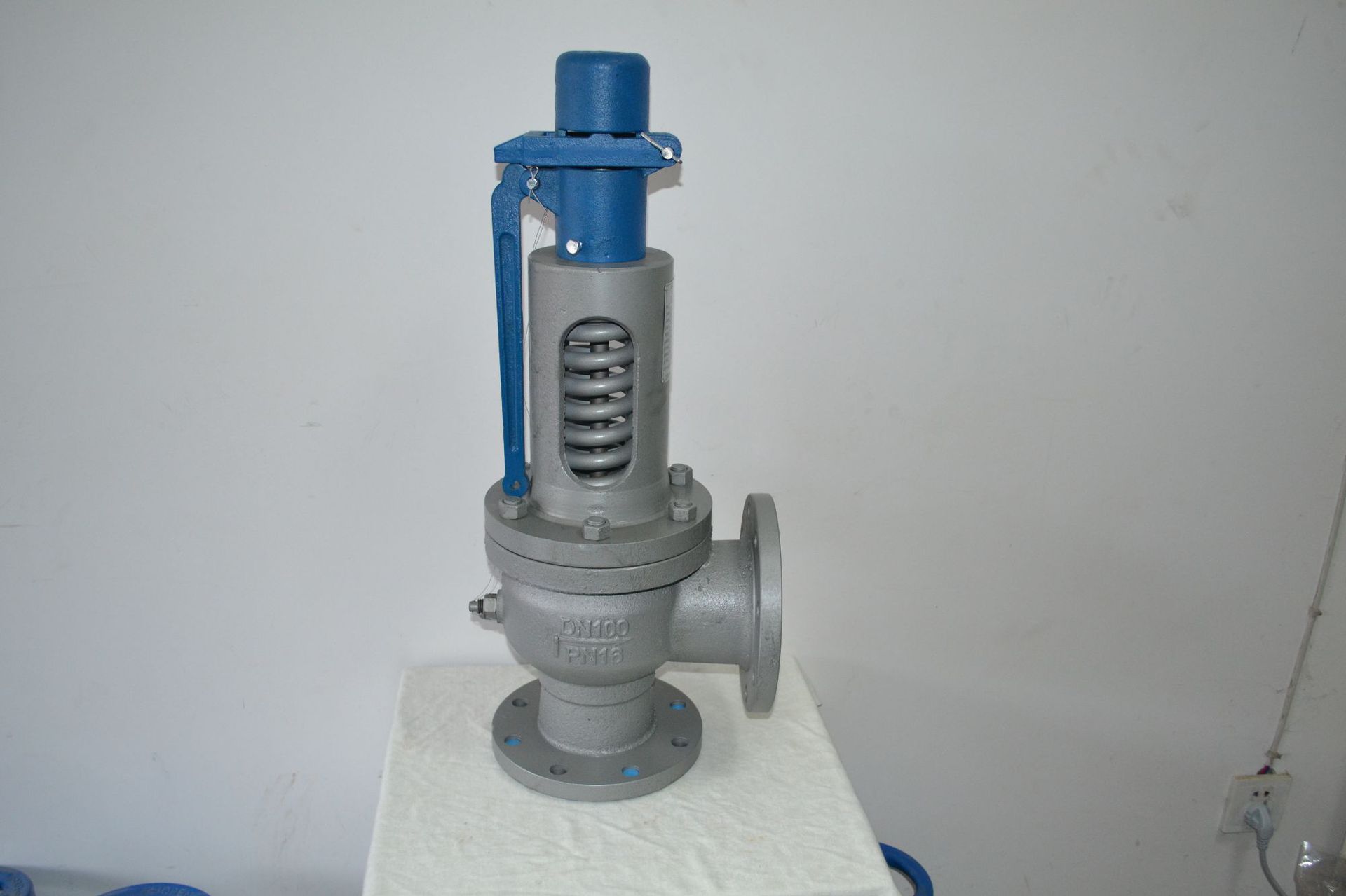 款式多样 法兰安全阀a47型 安全阀a47型 安全阀