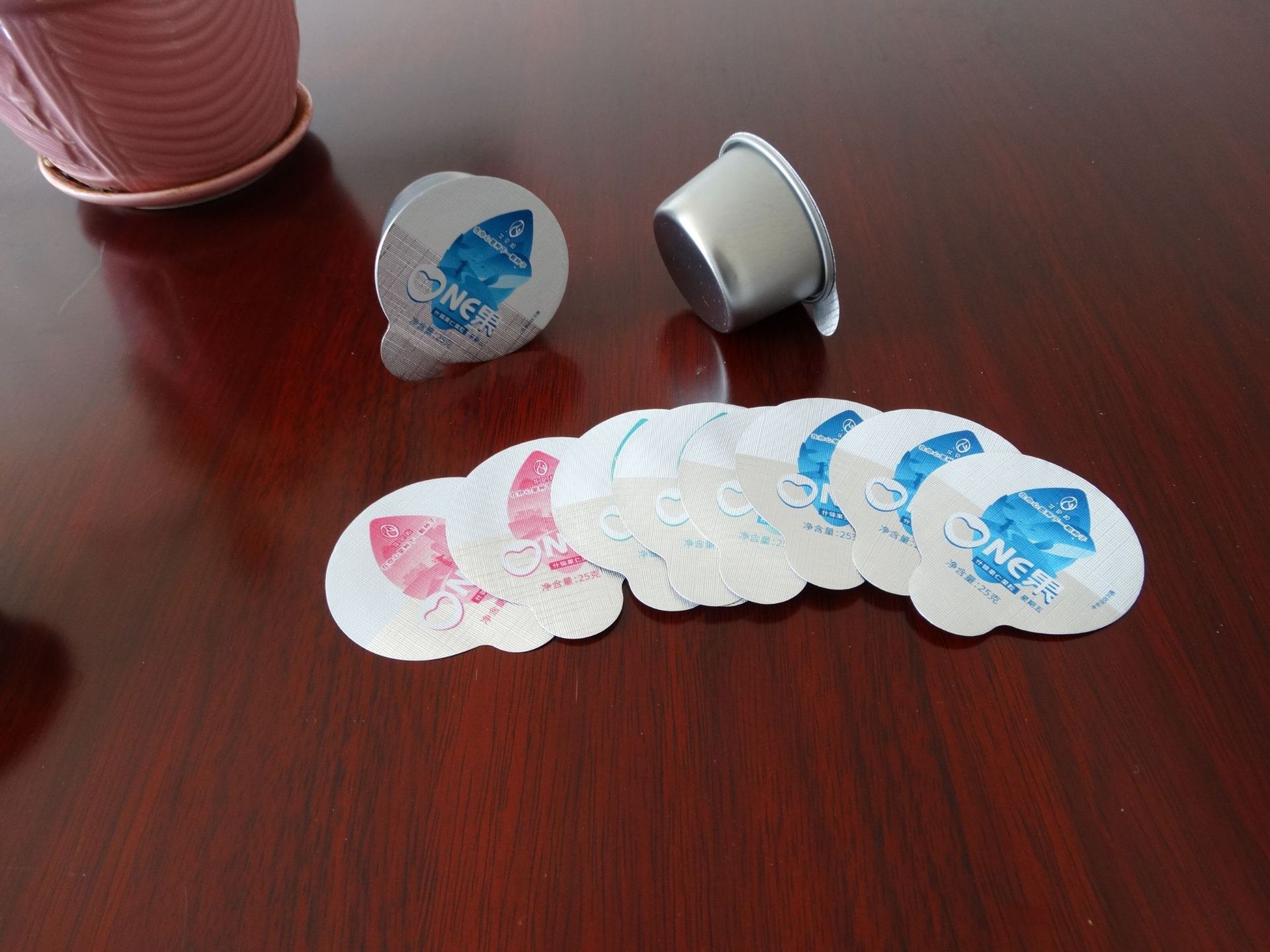 小罐茶铝箔盖膜 封杯酸奶杯压纹封口膜 饮料杯铝箔盖果酱杯封口膜