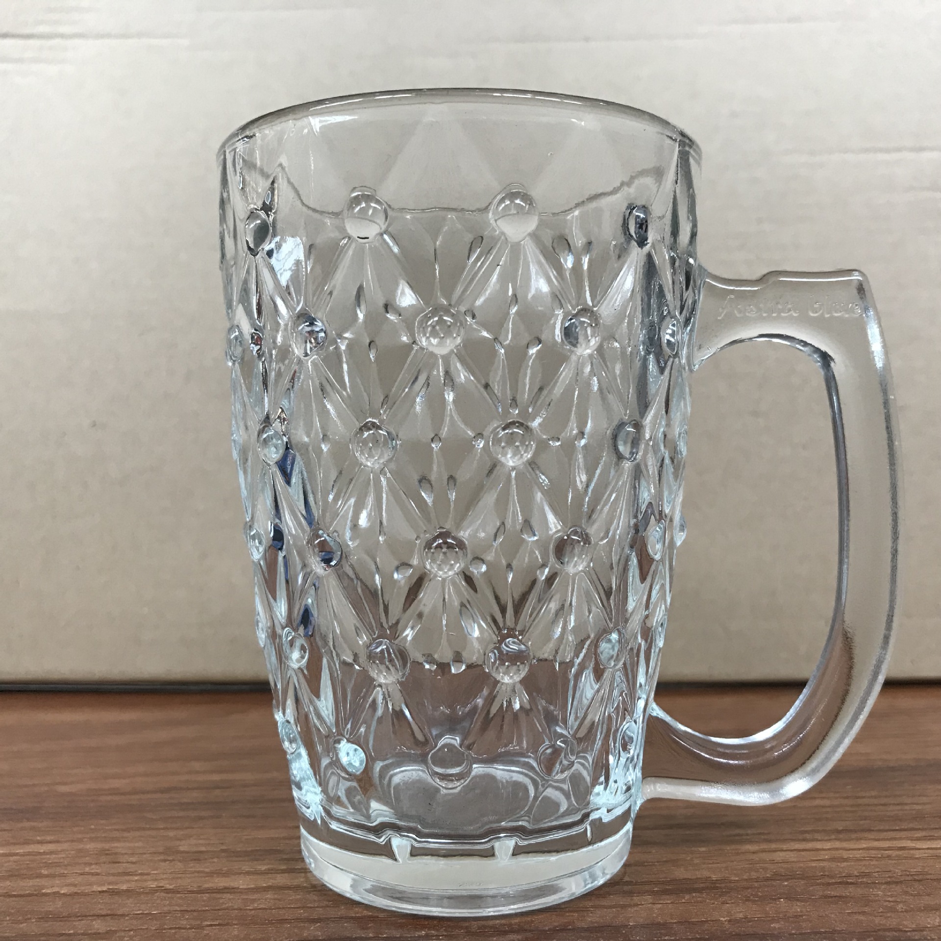 厂家直销 无铅透明玻璃杯菠萝杯带把啤酒杯扎啤杯茶水杯赠品促销