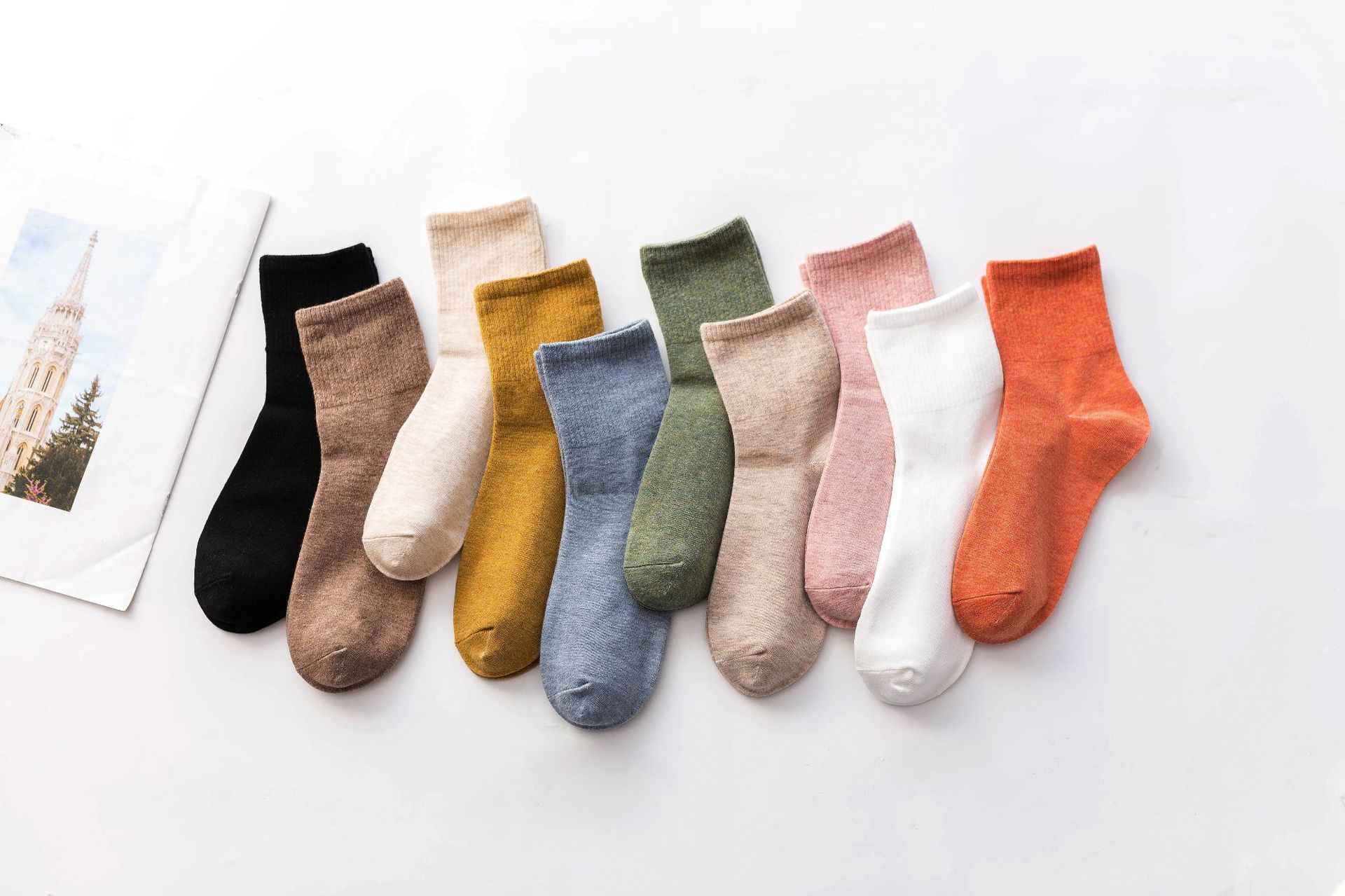 秋冬新品 日系袜子女 纯色中筒基础款女袜 透气休闲棉袜 一件代发