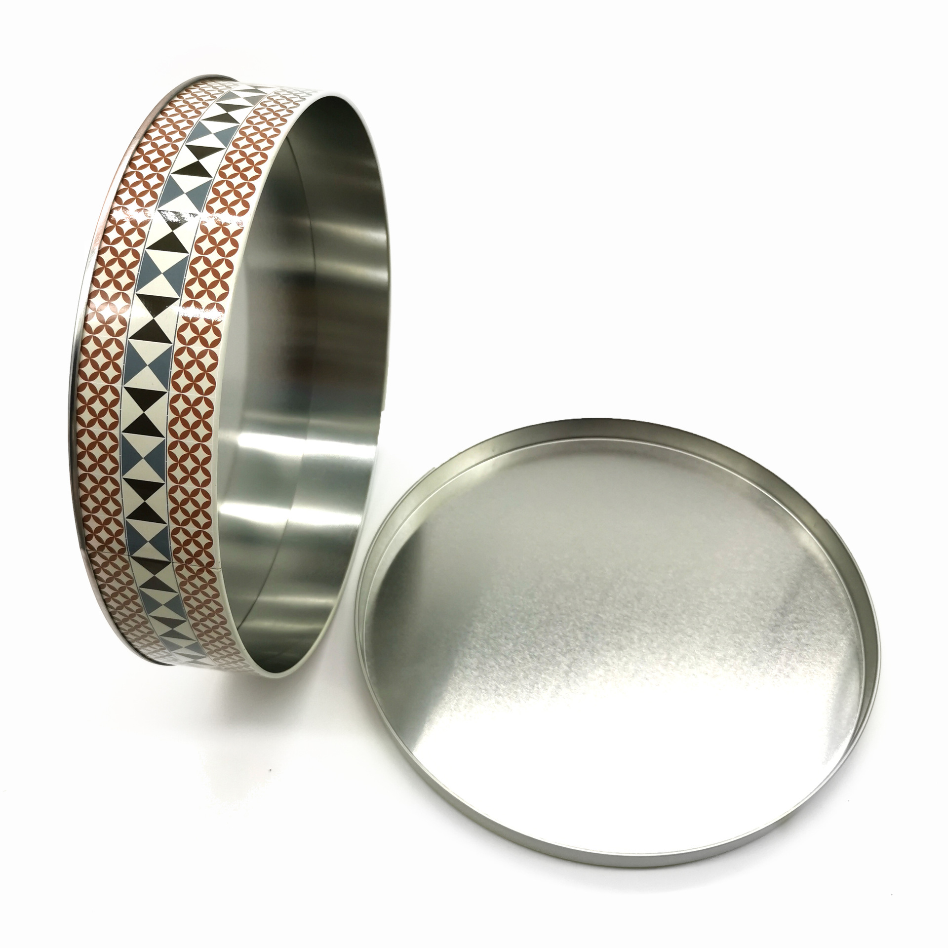 东莞厂家定做圆形马口铁礼品铁罐 生日礼物蛋糕铁盒曲奇饼干礼品