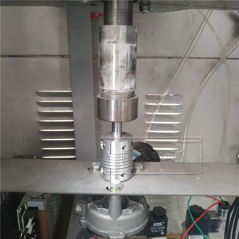 制贴膏药的机器 诊所家用小型炼黑膏药机 自动热熔胶生产膏药机