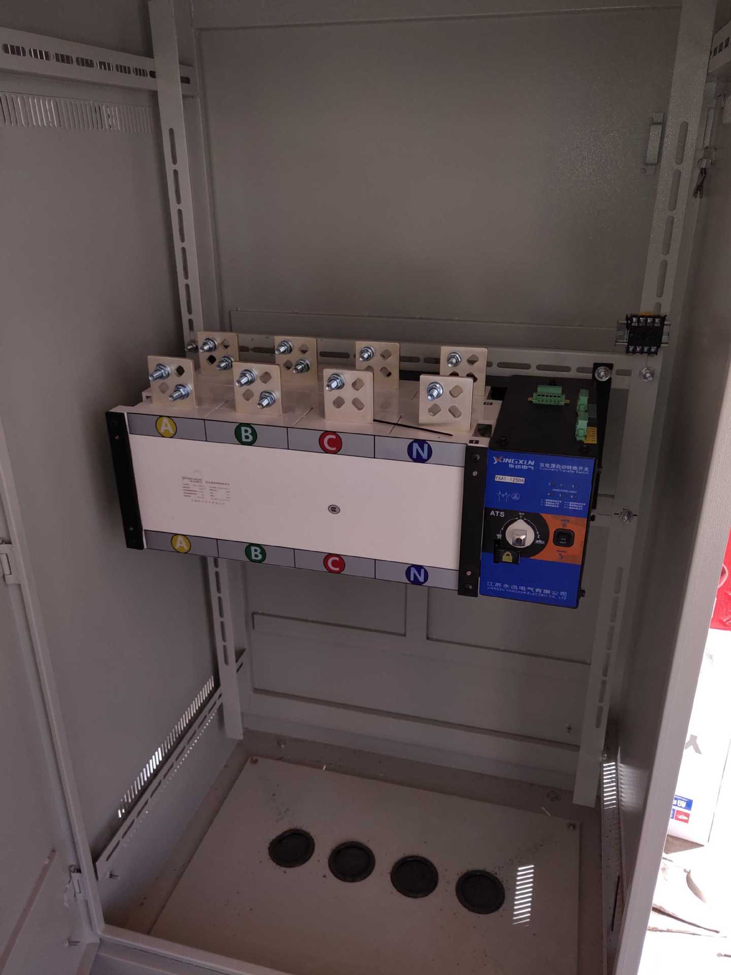 云南昆明发电机组专用全自动双电源转换开关630a/gdd双电源转换柜