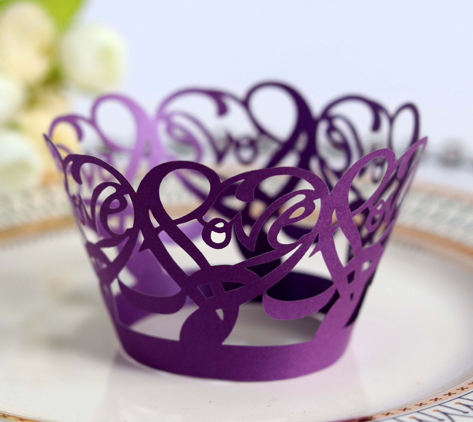 镂空爱心蕾丝围边烘焙蛋挞杯子装饰花边 蛋糕托慕斯纸杯厂家直销