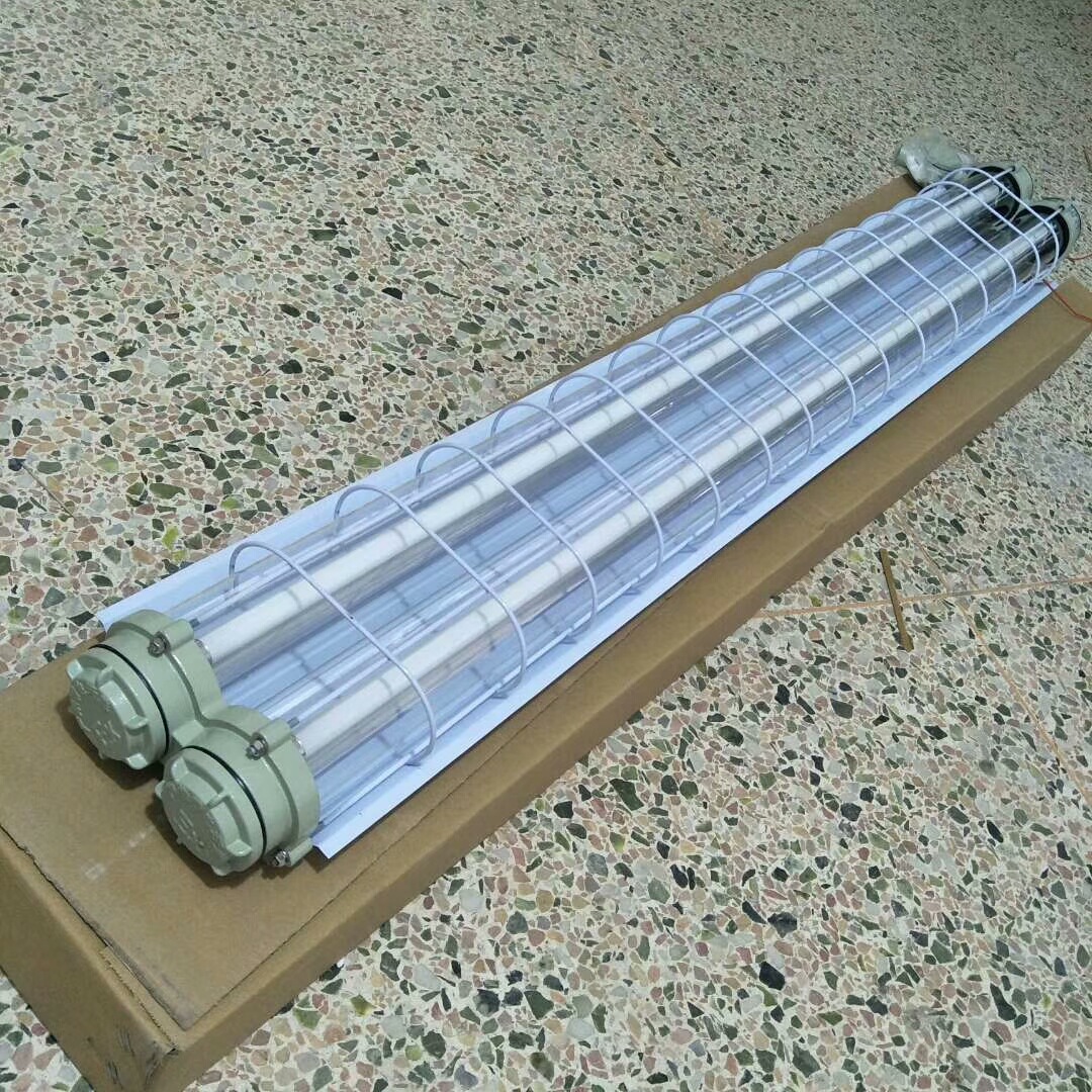 隔爆型led防爆荧光灯bay51-1*9w厂用车场照明灯带蓄电池t5t8支架