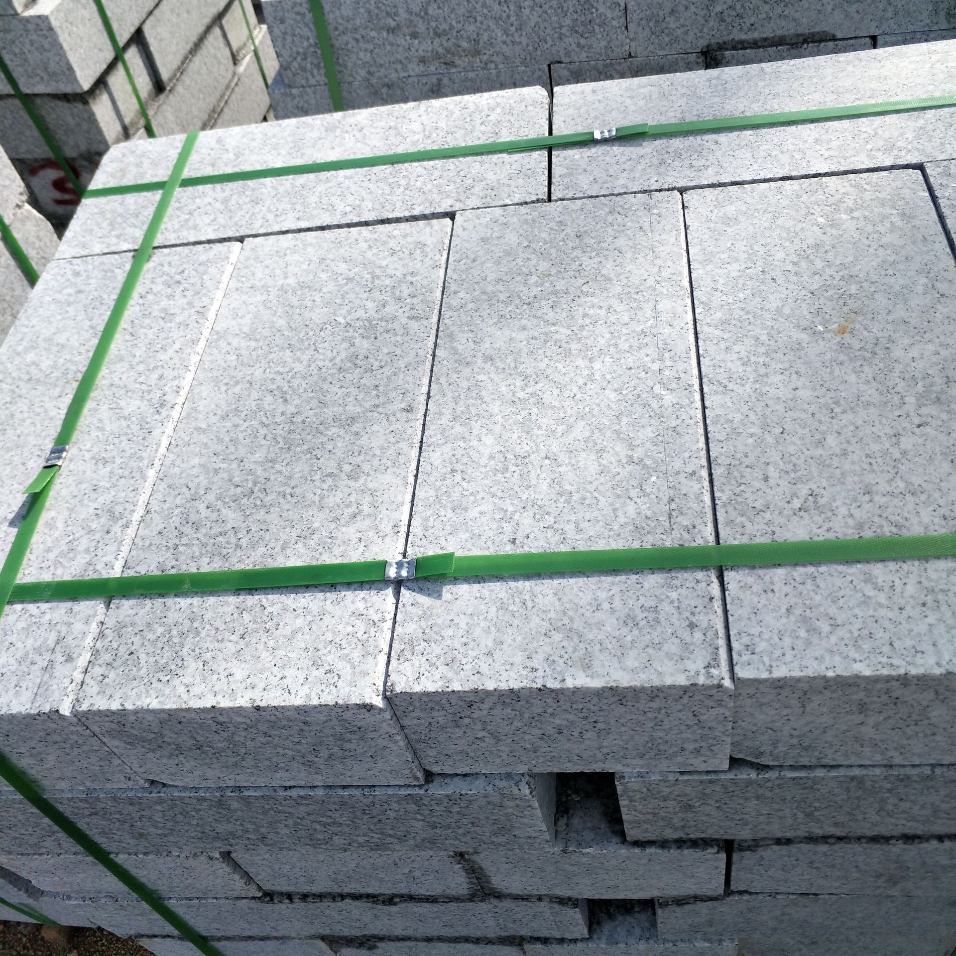 厂家源头花岗岩路沿石 吉林白平缘石道路界石大量现货