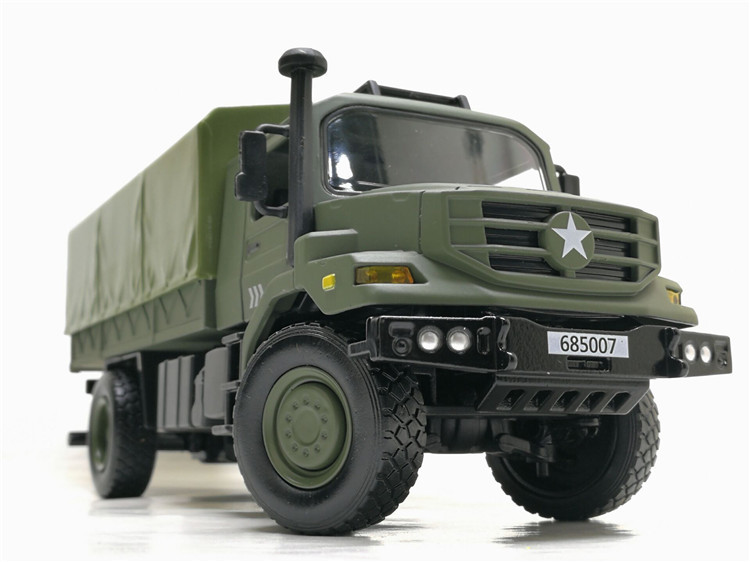 凯迪威仿真军用卡车1:36合金模型玩具车军事运输车越野车收藏摆件