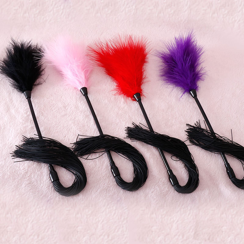 羽毛皮鞭 性玩具夫妻情趣散鞭 淘宝网店代理成人用品厂家直销