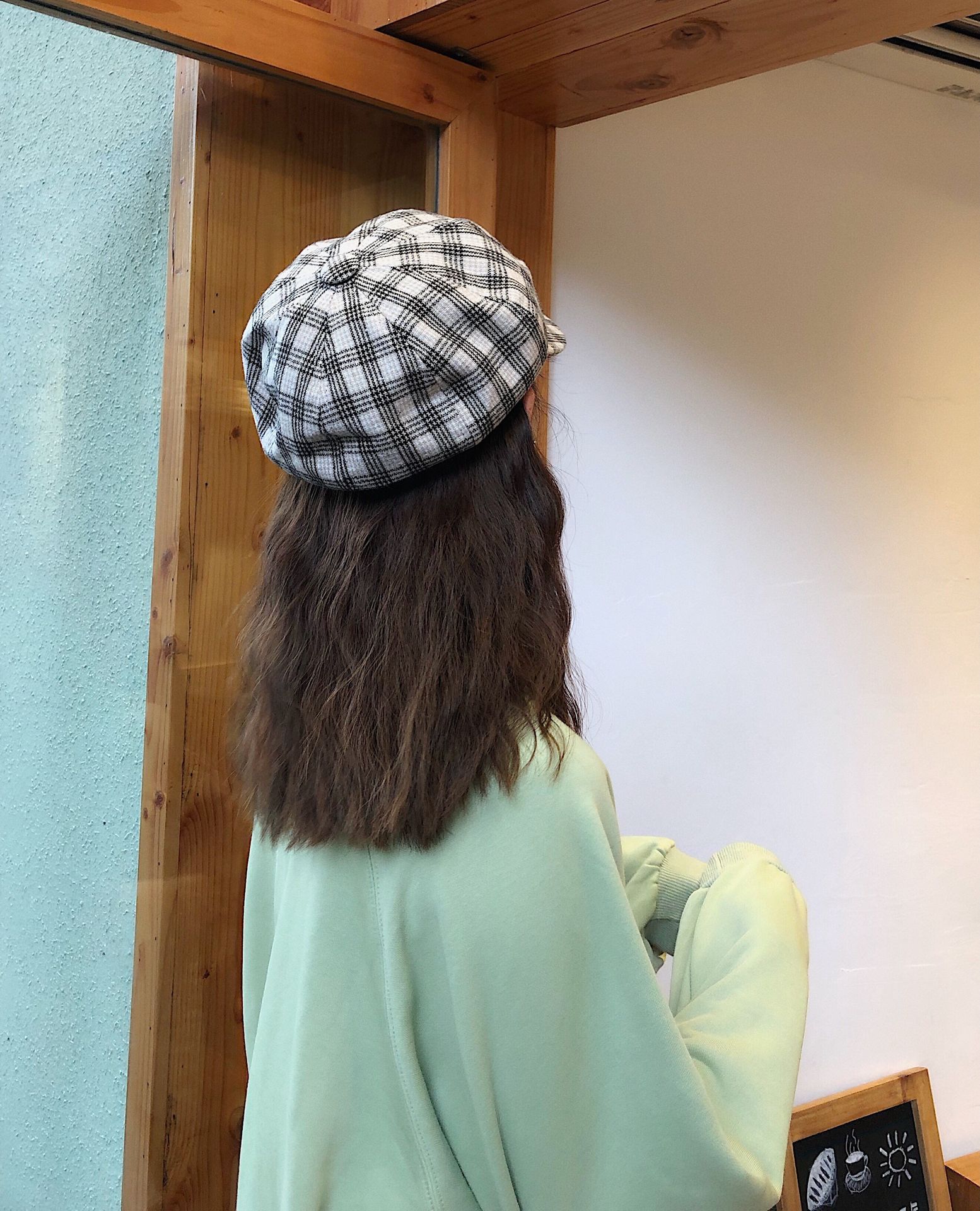 贝雷帽女英伦风休闲百搭格子秋冬八角帽韩版简约复古学生鸭舌帽潮