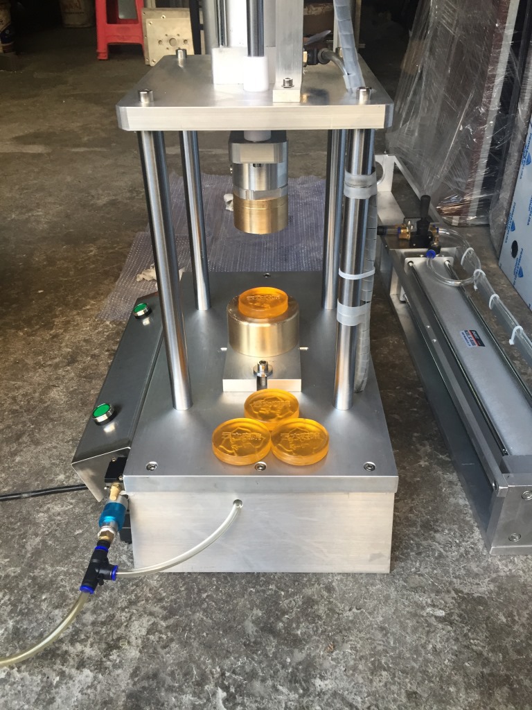 手工皂打印机 压唛机 压标机 压logo压花机 小型手工皂生产设备