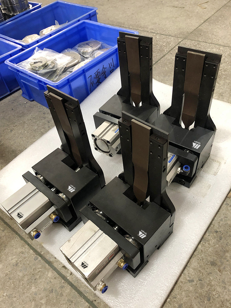 川品数控冲床模具夹钳 气动气缸夹钳新款数控冲床夹钳lfk梁发记