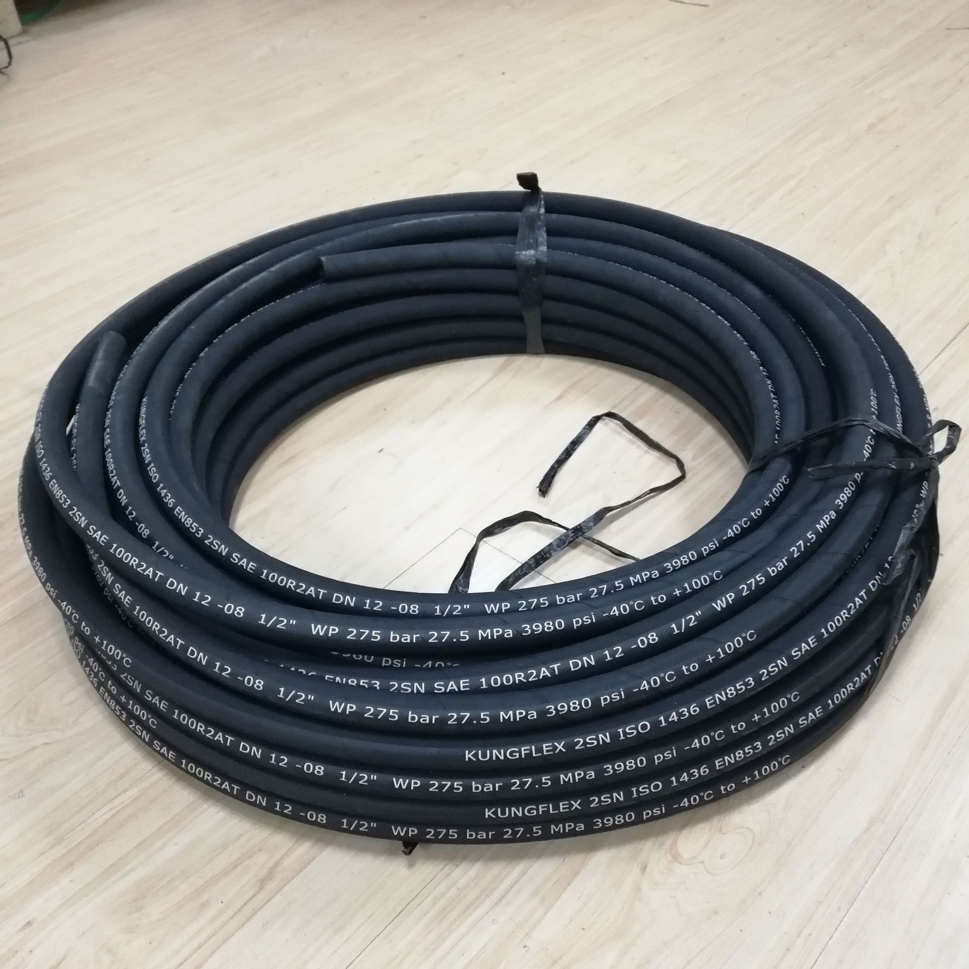 kungflex功夫 2sn en853 sae100r2at 二层钢丝编织液压油管