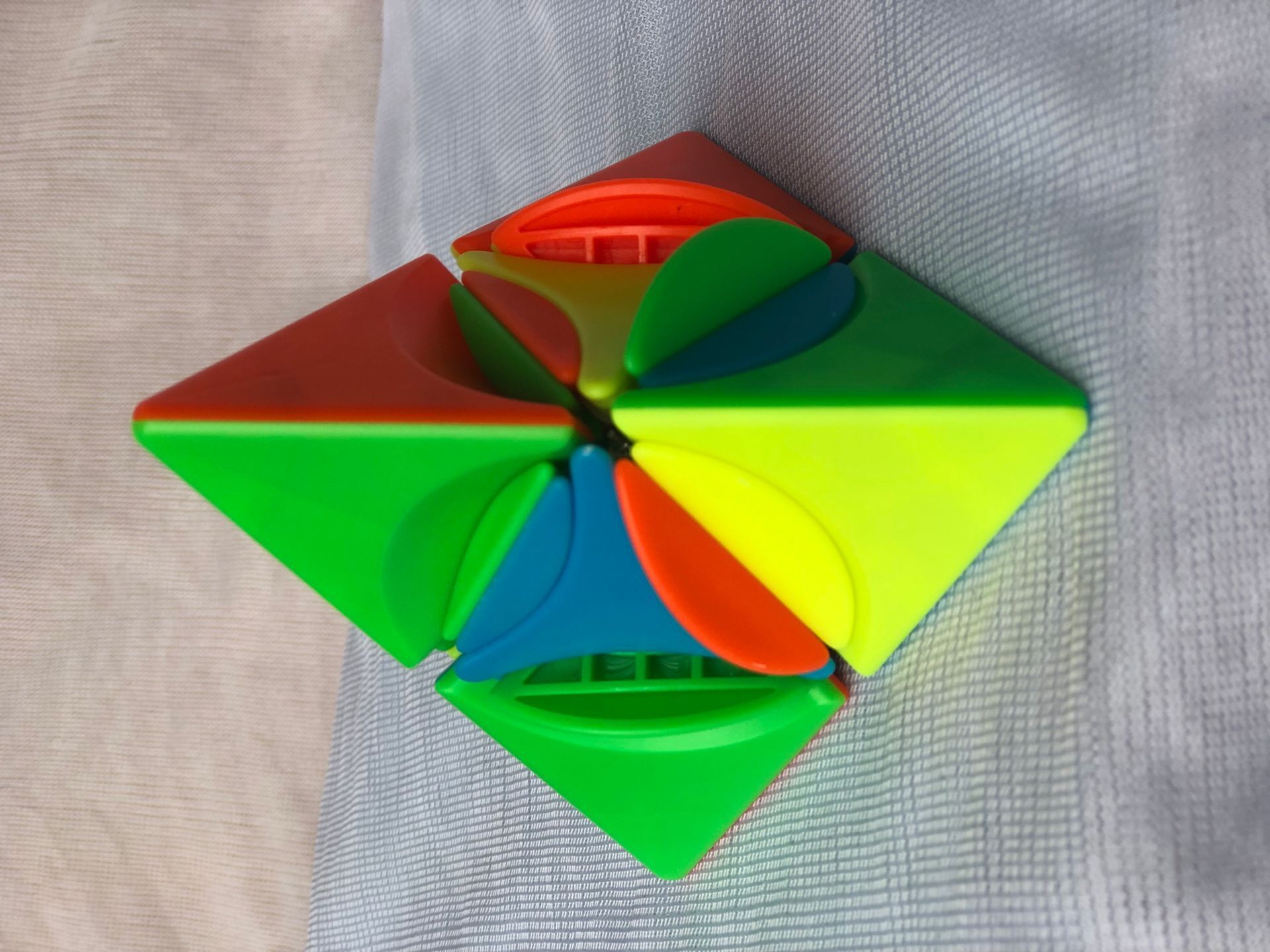 【方是lim 转角金字塔魔方系列彩色】恐龙星 菱晶二代 八面体异形