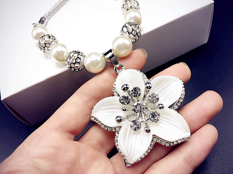 韩版珍珠百合花白色花朵短款项链 锁骨链饰品吊坠挂件配饰女批发