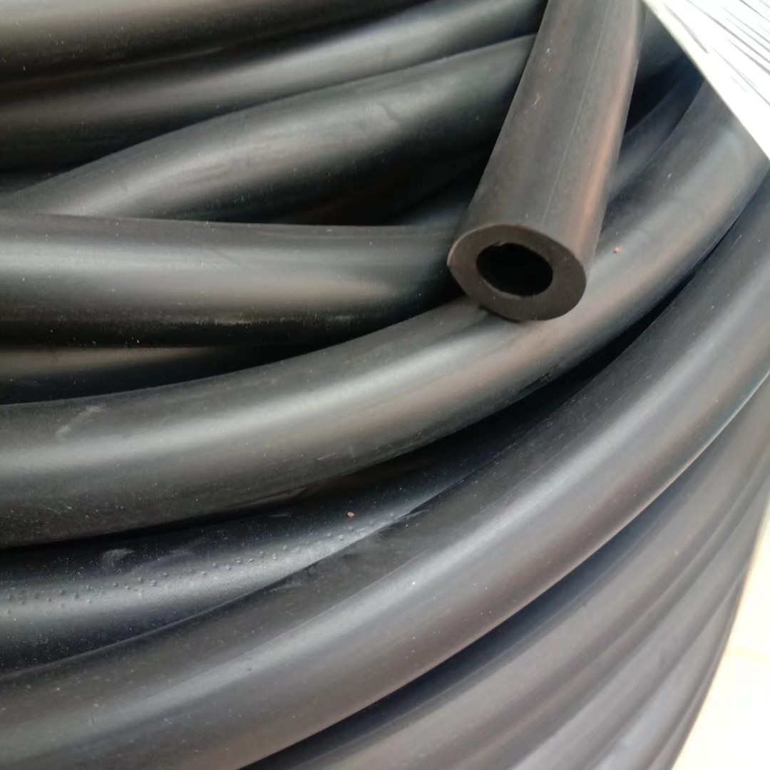 厂家直销橡胶耐油管汽车燃油管柴油管耐温管丁青胶管加工
