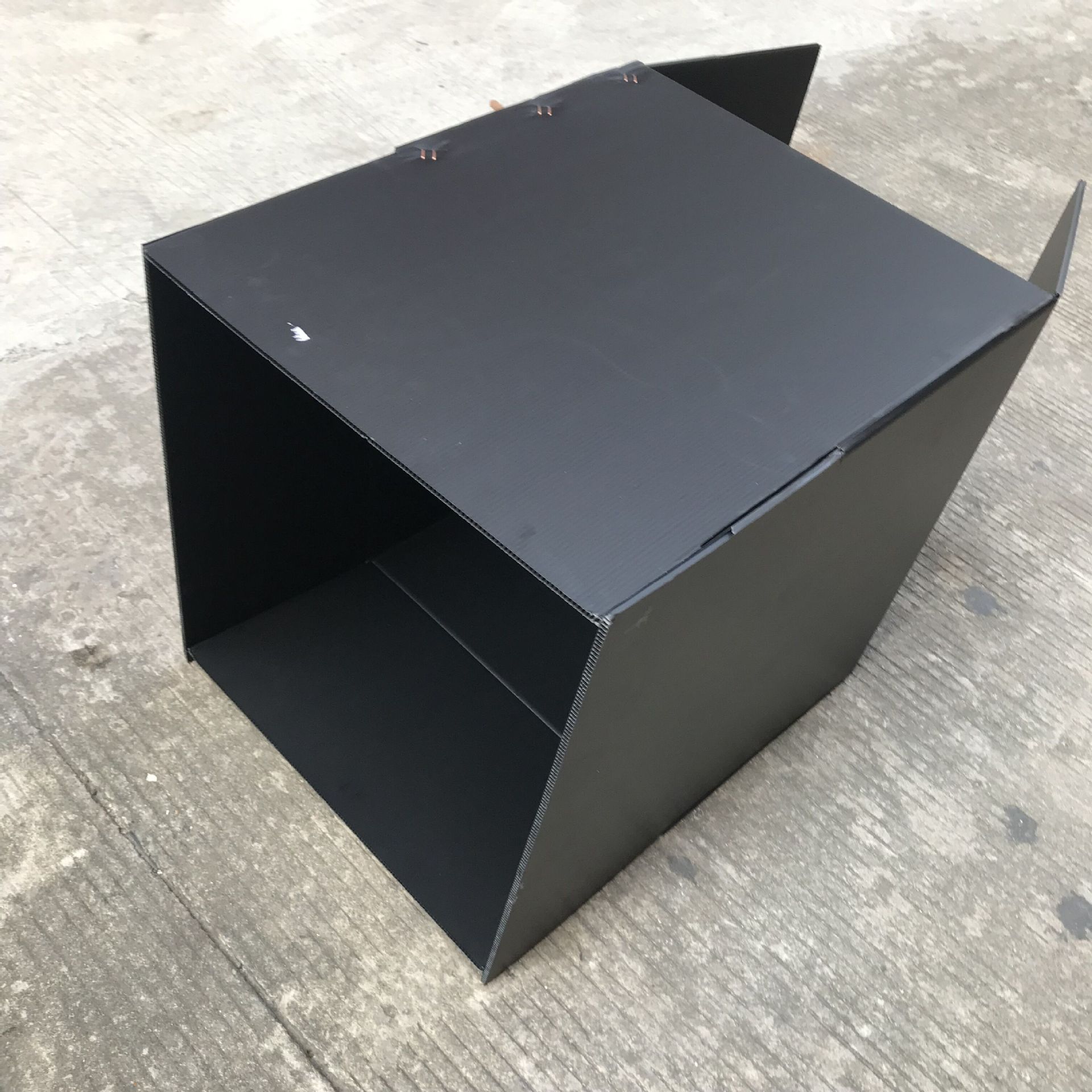 蓝色中空板纸箱中空板零件盒万通板包装盒电子厂中空板周转箱