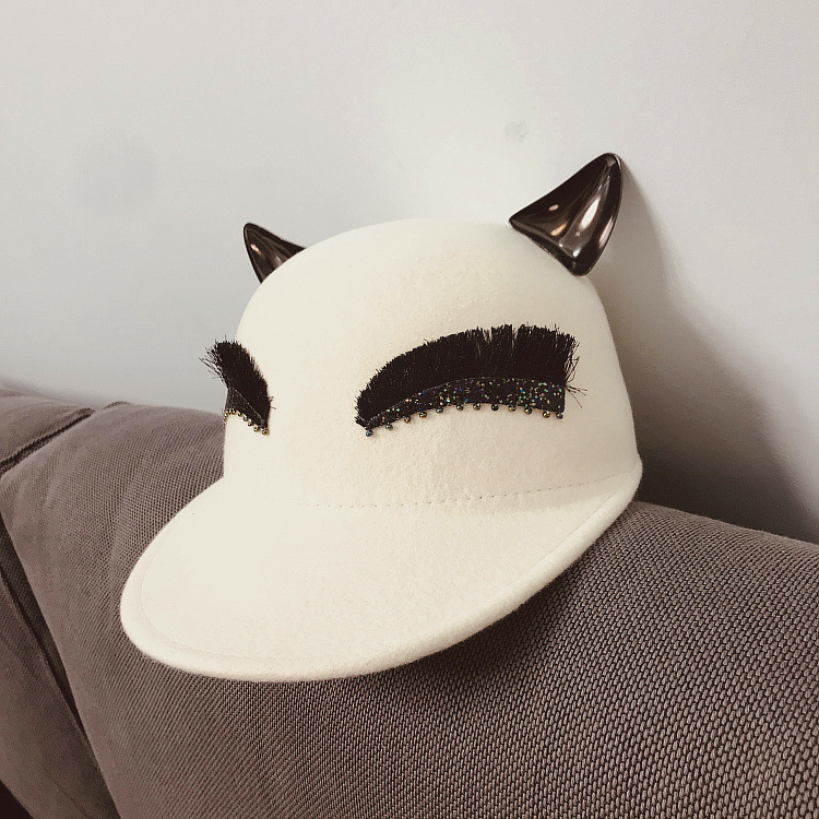 2020秋冬日本款网红恶魔耳朵钉珠狐狸眼羊毛呢女马术帽毡帽