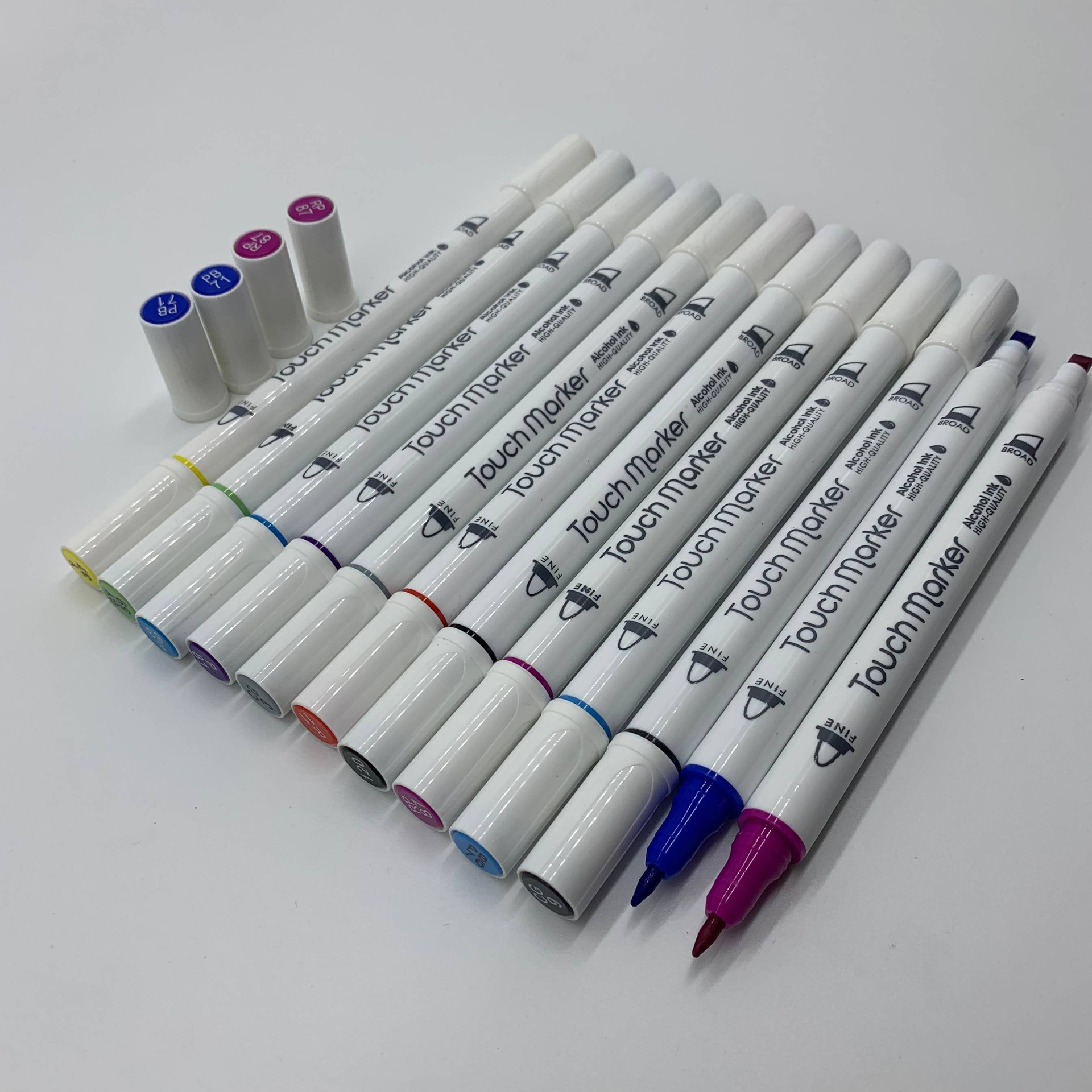 24色双头彩色油性马克笔套装12色36色学生绘画 美术班设计手绘笔