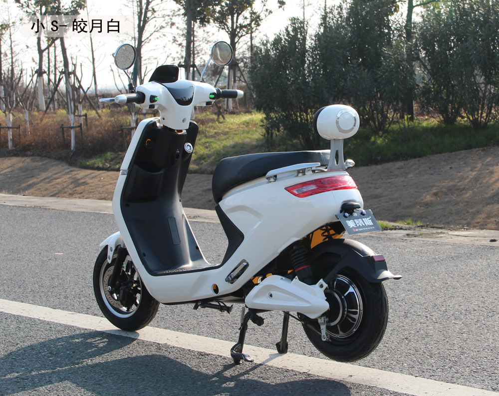 出口小s电动车小型电动摩托车电瓶车成人