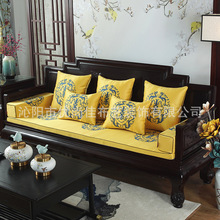 新中式古典风格红木沙发坐垫硅胶底沙发垫绣花工艺抱枕