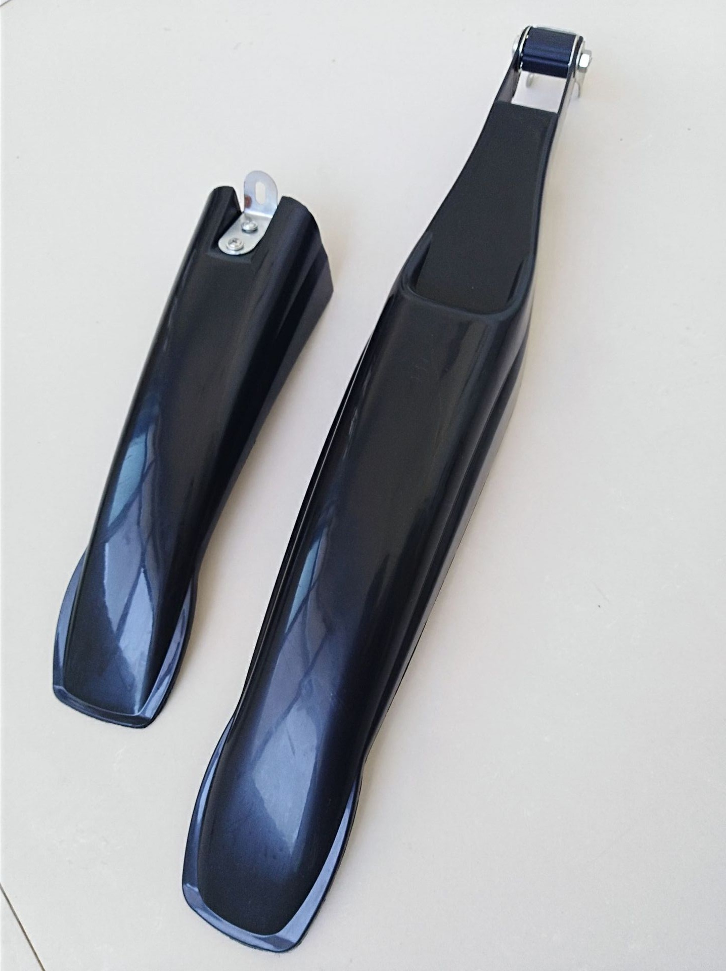 山地自行车塑料泥板 骑行26寸挡水板泥除a板瓦 塑料挡泥板供应