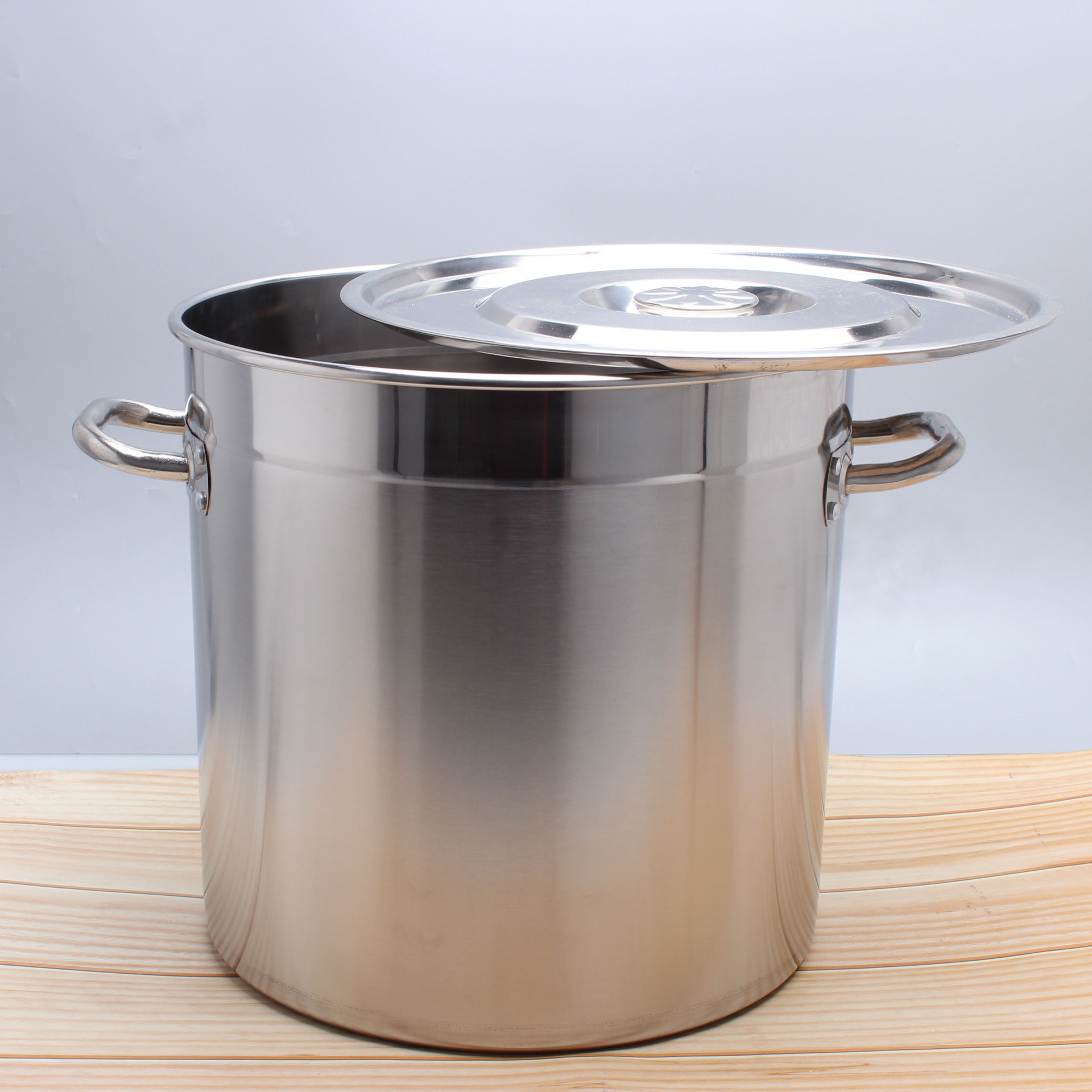 304不锈钢汤桶带盖商用多用桶汤锅 酒店食堂饭桶加厚水桶加高桶