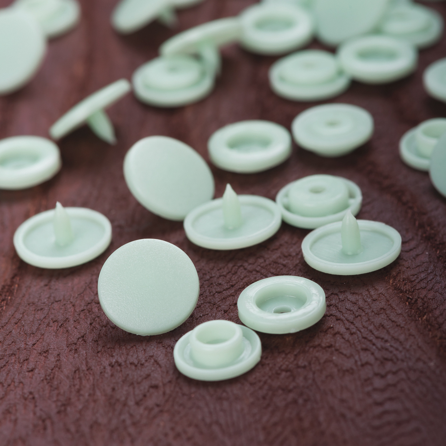 树脂四合扣 服装按扣 彩色t5塑料纽扣套装 宝宝服diy手工 批发