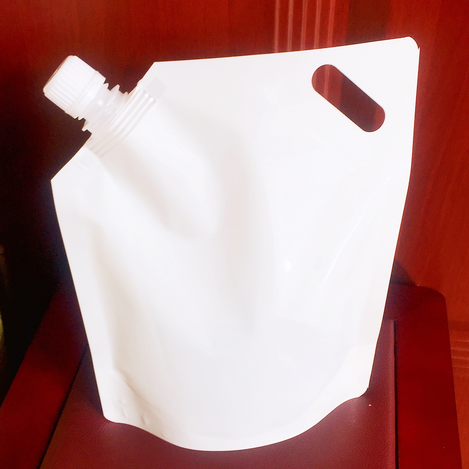 厂家直销通用洗衣液包装袋吸嘴自立袋500ml1升2升可免费设计定做