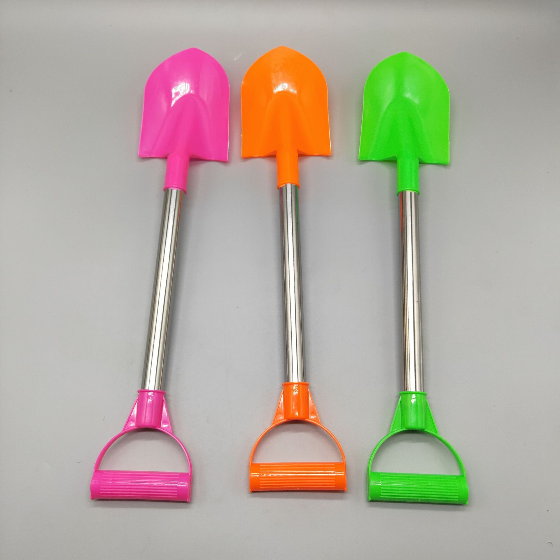 自产自销儿童玩具50cm沙滩产雪铲钢把玩具铲子批发2元店两元超市